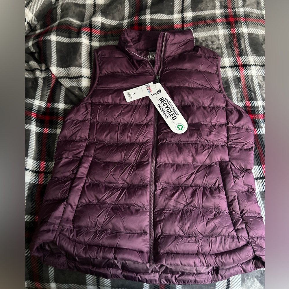32 Degrees Irises Purple Puffer Vest Large NWT - Picture 8 of 8